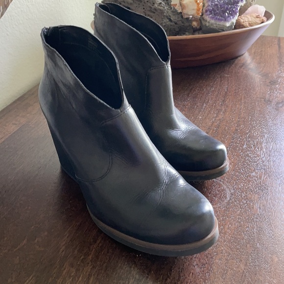 KorkEase Shoes Korks By Korkease Gemini V Black Leather Booties